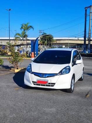 HONDA FIT 1.4 LX 16V FLEX 4P MANUAL HONDA FIT 1.4 LX 16V FLEX 4P MANUAL
